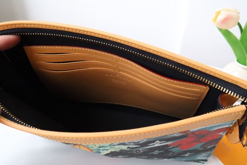 Louis Vuitton Clutch Bags
